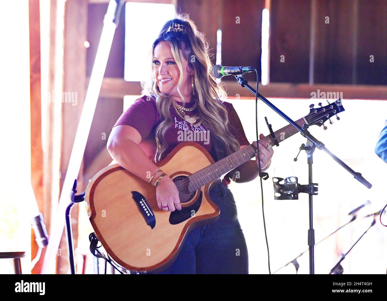 Priscilla Block se produit lors du festival de musique « CMT Live in the Vineyard Goes Country » le 3 novembre 2021 dans la Napa Valley, en Californie.Photo : Casey Flanigan/imageSPACE/MediaPunch Banque D'Images