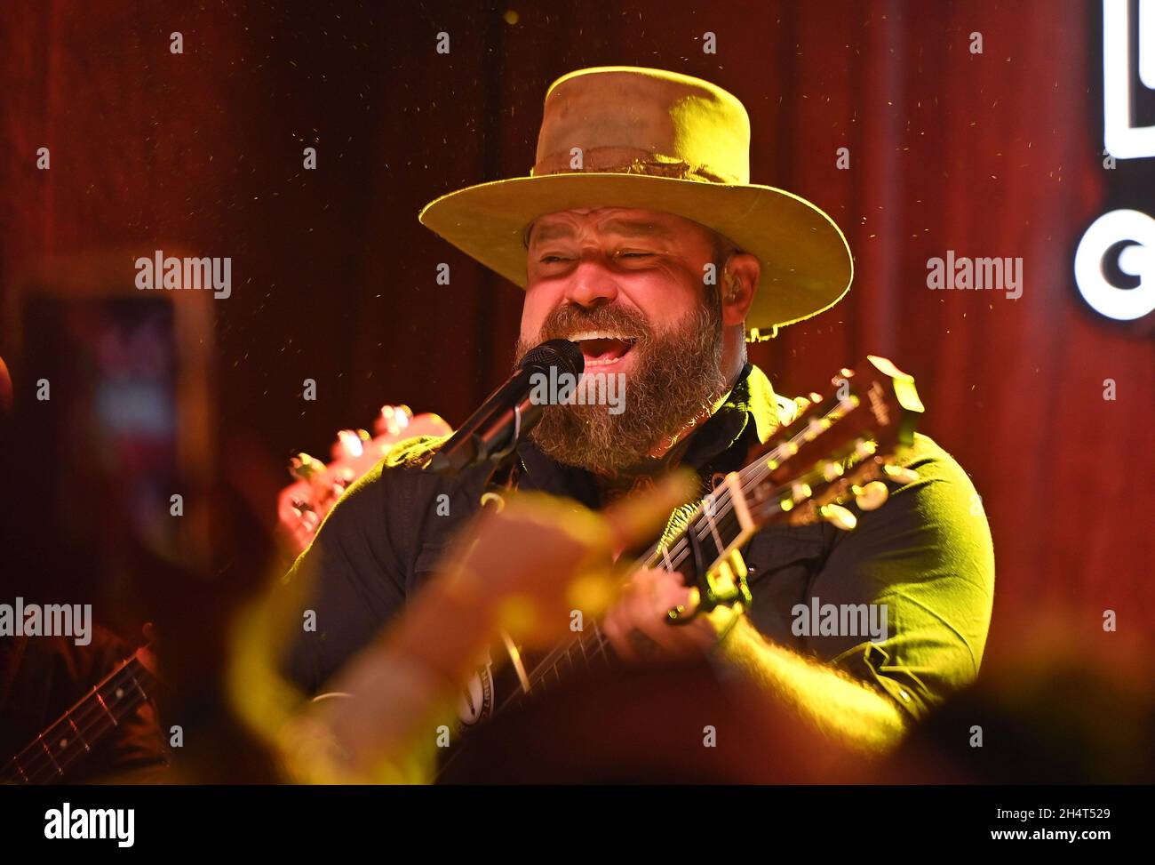 Zac Brown se produit lors du festival de musique « CMT Live in the Vineyard Goes Country » le 3 novembre 2021 dans la vallée de Napa, en Californie.Photo : Casey Flanigan/imageSPACE/MediaPunch Banque D'Images