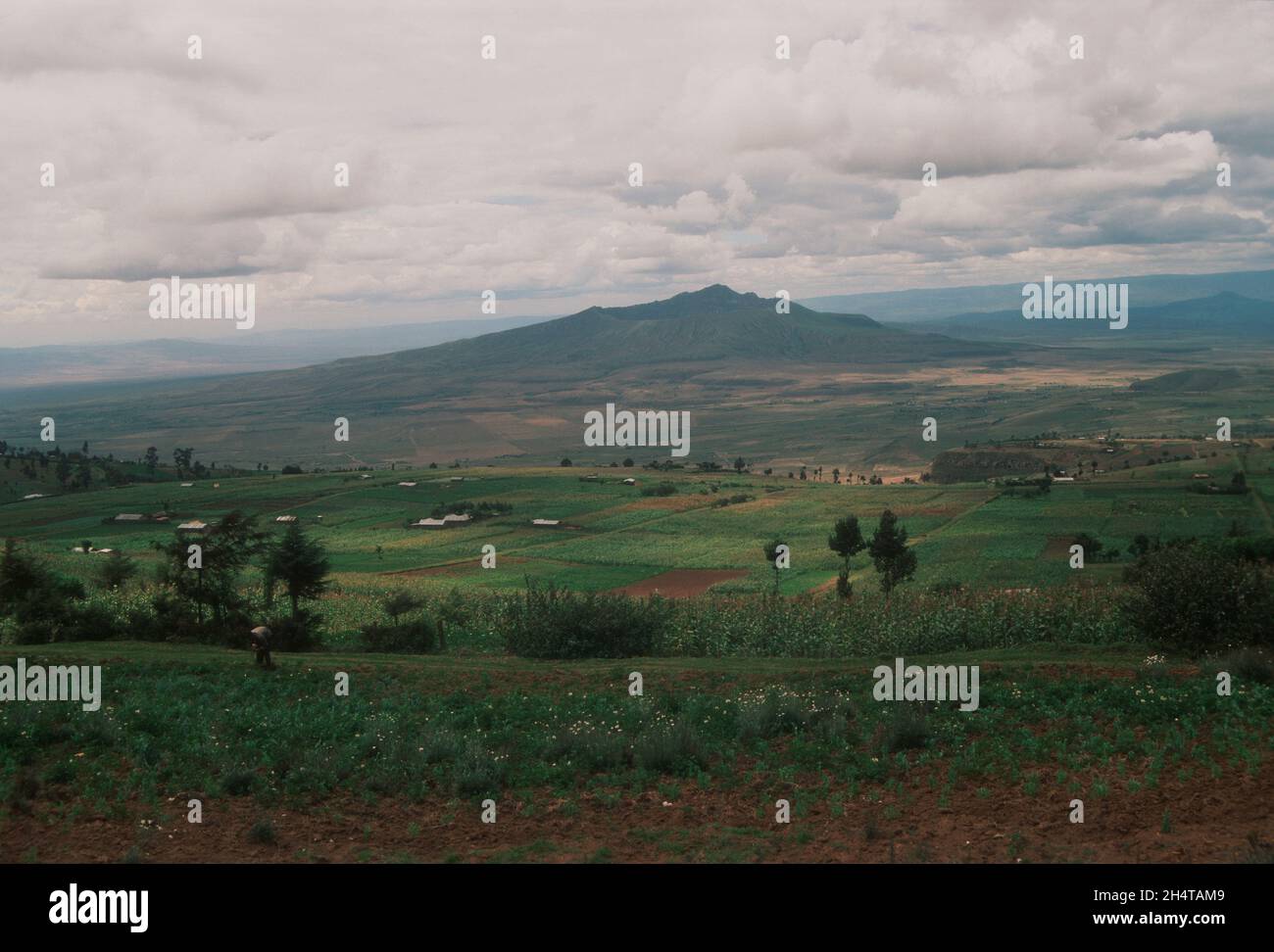 Mont Longonot sur la vallée du Rift, Kenya Banque D'Images