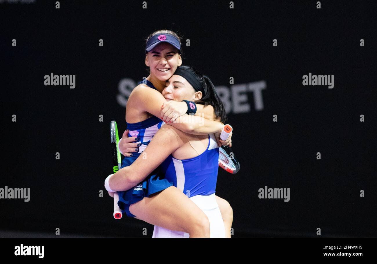 Irina Bara et Ekaterine Gorgodze remportent la double finale du tournoi international de tennis ouvert WTA Transylvania le 31 octobre 2021 à Cluj-Napoca, Roman Banque D'Images