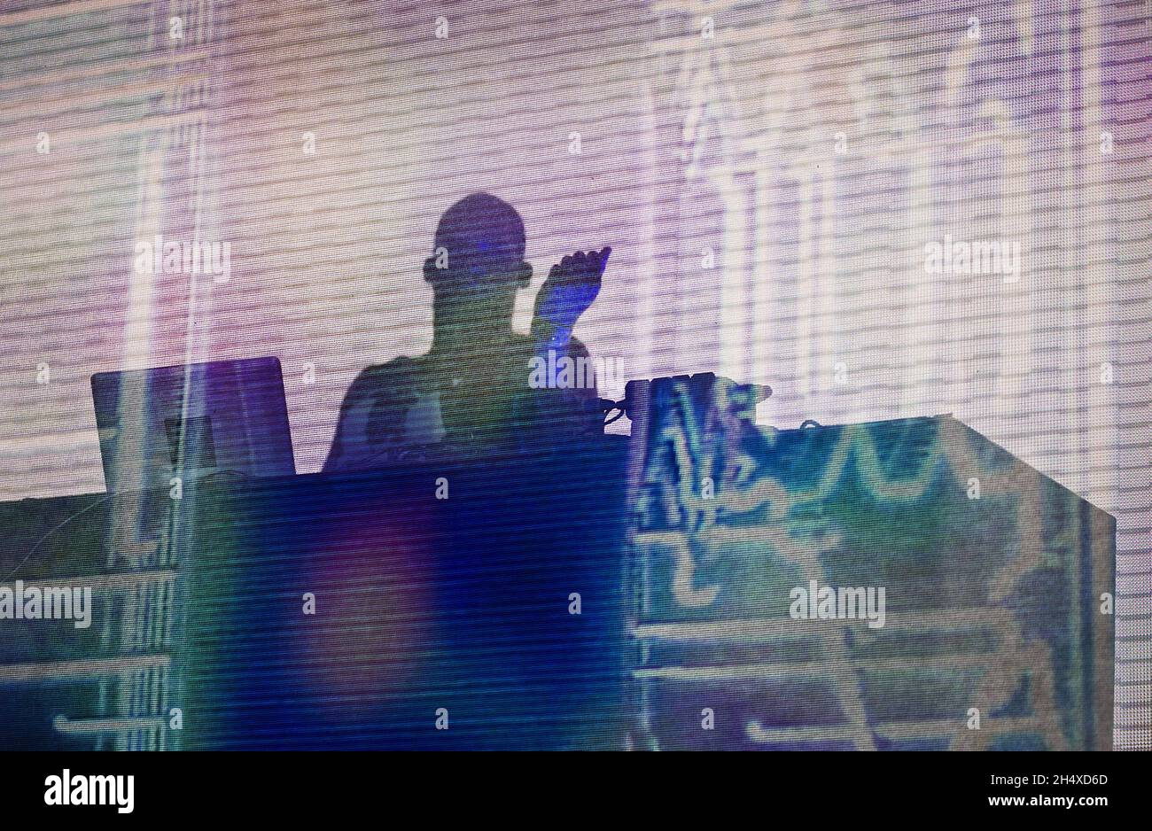 Steven Ellison aka Flying Lotus en concert pendant le Lovebox Festival 2013 à Victoria Park - Londres Banque D'Images