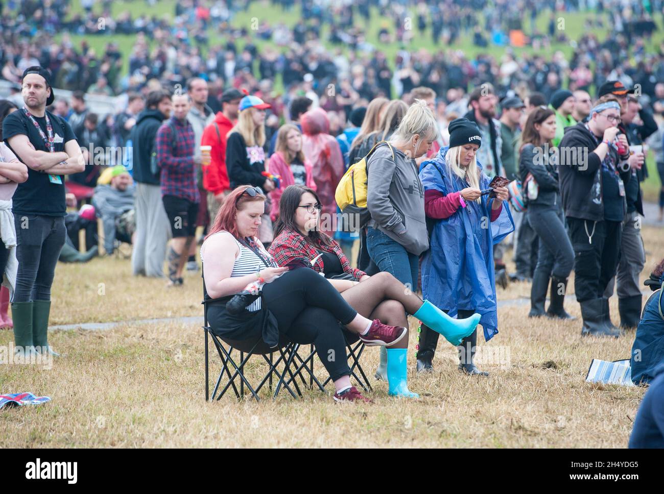 Festival Goers le premier jour du Download Festival à Donington Park à Castle Donington, Royaume-Uni.Date de la photo: Vendredi 08 juin 2018.Crédit photo : Katja Ogrin/ EMPICS Entertainment. Banque D'Images