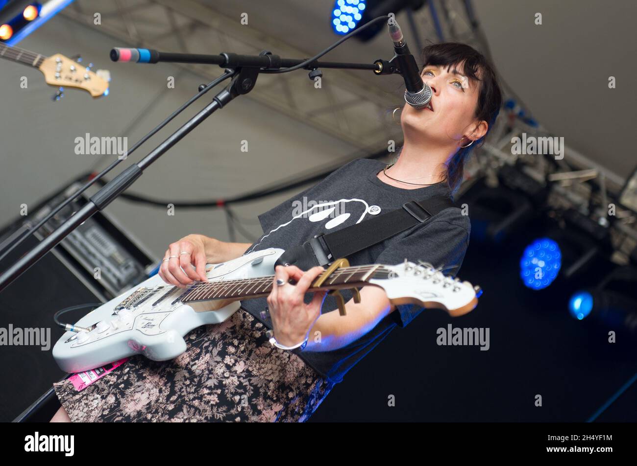 Bryde se produit sur scène le premier jour du Standon Calling Festival le 27 juillet 2018 à Standon, en Angleterre.Date de la photo: Vendredi 27 juillet, 2018.Crédit photo : Katja Ogrin/ EMPICS Entertainment. Banque D'Images