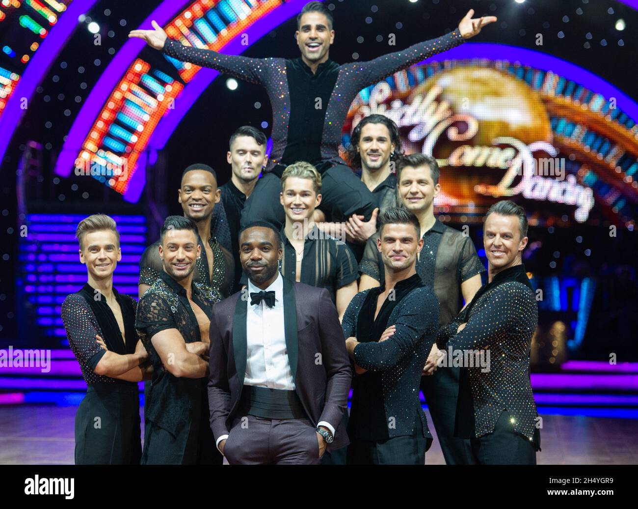 Oduba, Dr Ranj Singh, Joe Sugg, Graeme Swann, Aljaz Skorjanec,Pasha Kovalev, AJ Pritchard, Giovanni Pernice, Graziano Di Prima et Johannes Radebe assistent à la séance photo de la tournée en direct « trictly Come Dancing » à l'Arena Birmingham le 17 janvier 2019 à Birmingham, en Angleterre.Date de la photo: Jeudi 17 janvier 2019.Crédit photo : Katja Ogrin/ EMPICS Entertainment. Banque D'Images