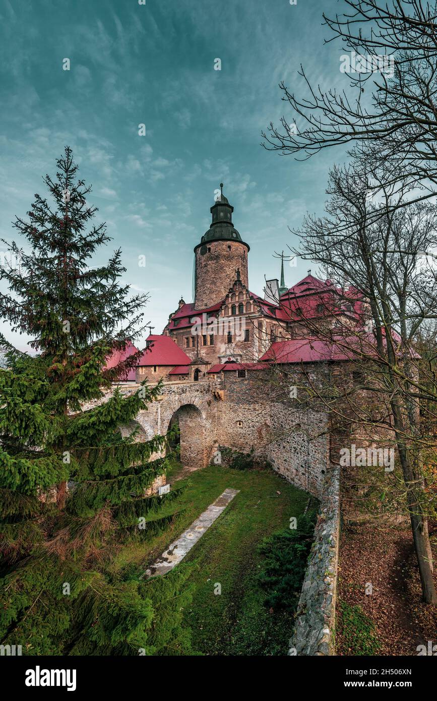 Vue sur le château de Czocha en Pologne. Banque D'Images
