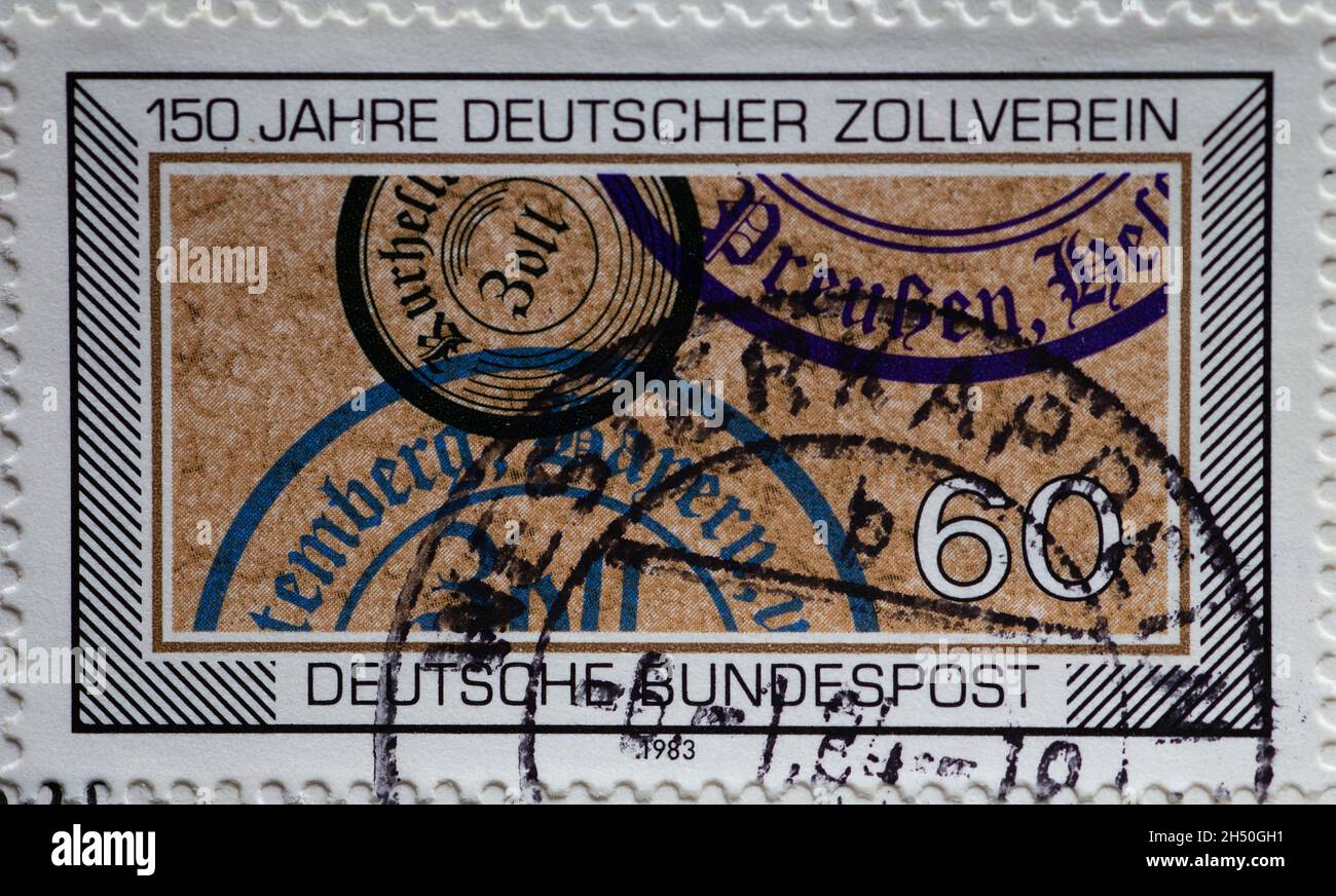 ALLEMAGNE - VERS 1983 : timbre-poste de l'Allemagne, avec timbre douanier de l'Union douanière allemande anniversaire de 150 ans Banque D'Images