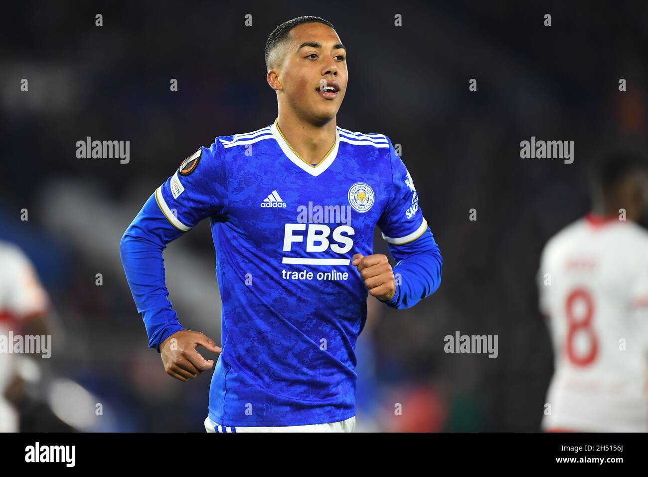 LEICESTER, GBR.4 NOV Youri Tielemans de Leicester City pendant le match de l'UEFA Europa League Group C entre Leicester City et le FC Spartak Moscou au King Power Stadium de Leicester le jeudi 4 novembre 2021.(Credit: Jon Hobley | MI News) Credit: MI News & Sport /Alay Live News Banque D'Images