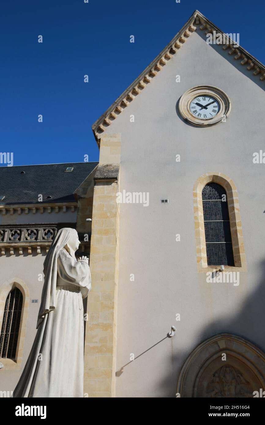 Le Sanctuaire de notre-Dame de Lourdes, Nevers, France Banque D'Images
