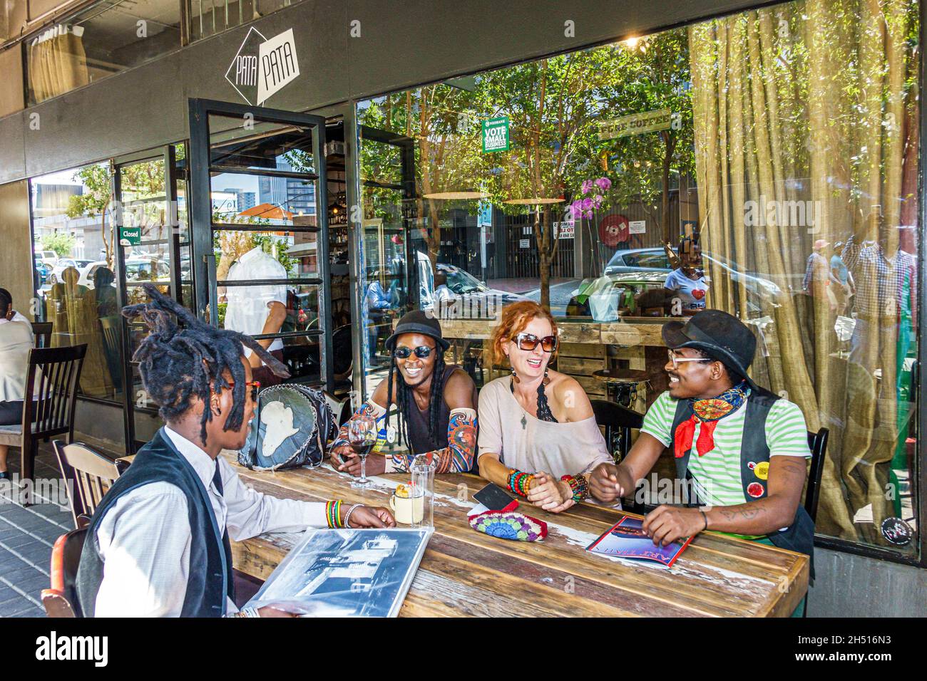 Arts du quartier maboneng sur main Banque de photographies et d’images