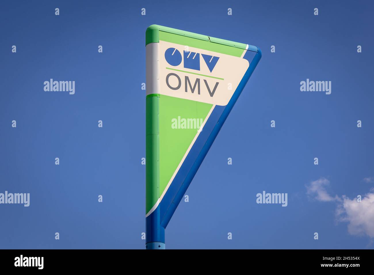 Panneau de la station-service OMV Petrom en Bulgarie Banque D'Images