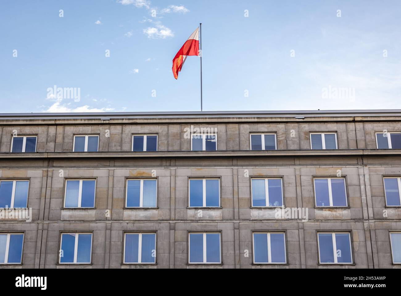 Siège du ministère polonais du développement économique et de la technologie situé sur une place des trois croix à Varsovie, capitale de la Pologne Banque D'Images