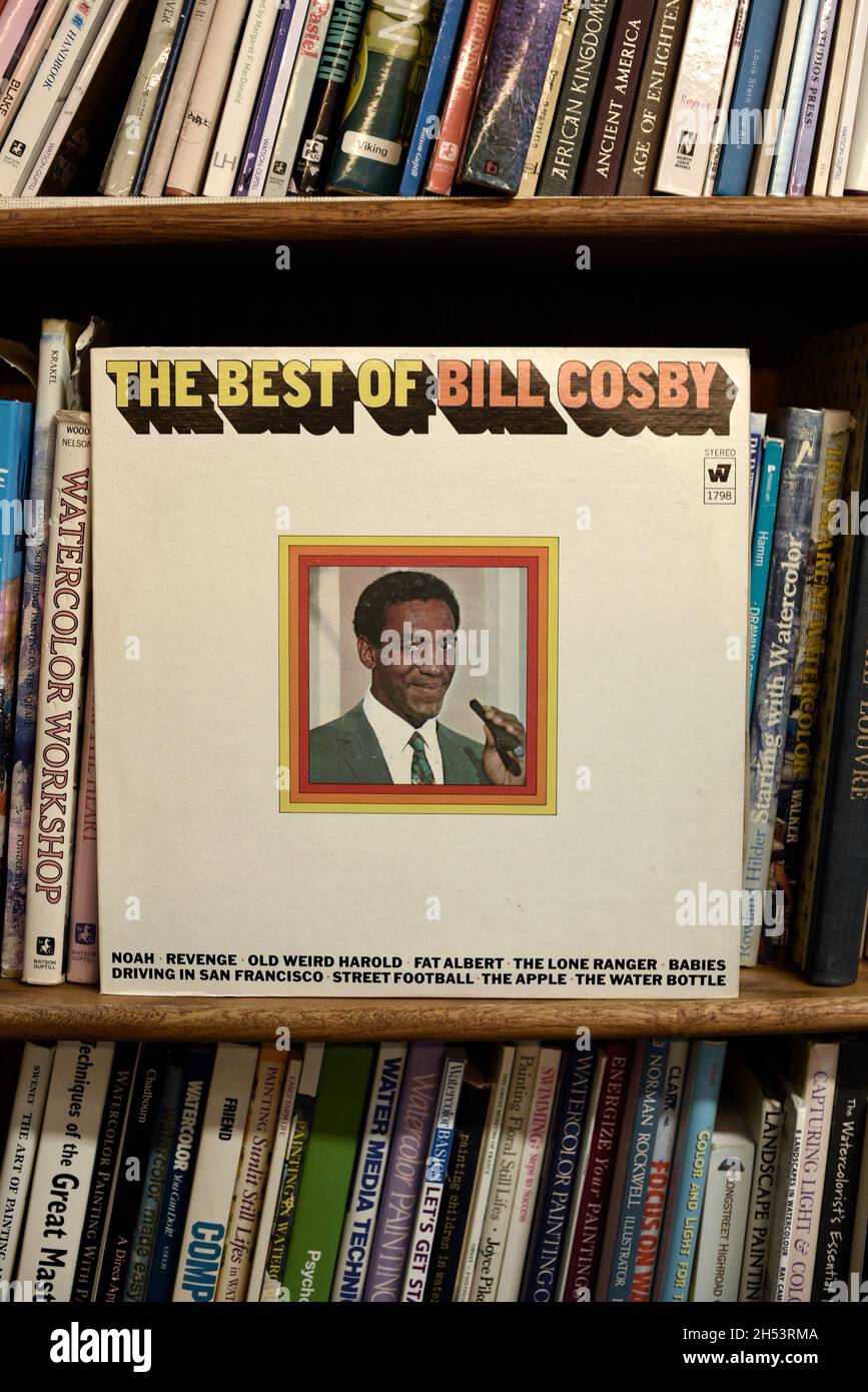 Un exemplaire de l'album « The Best of Bill Cosby » publié par Warner Bros. Records en 1969 pour vente dans un magasin d'antiquités de Santa Fe, Nouveau-Mexique. Banque D'Images