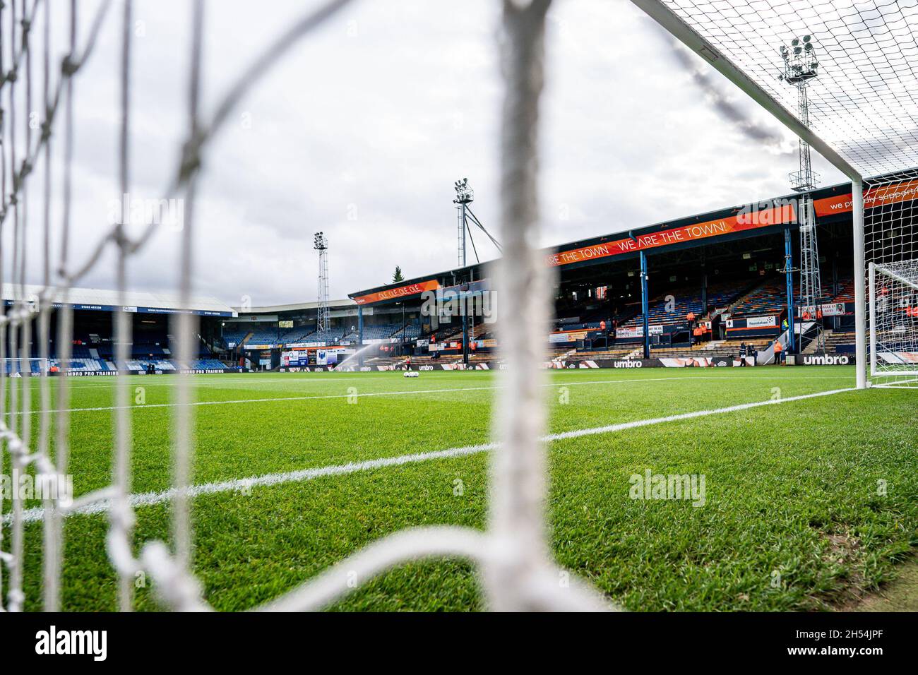 Luton, Royaume-Uni.25 juin 2021.Vue générale de Kenilworth Road, domicile de Luton Town, en amont du match de championnat Sky Bet entre Luton Town et Stoke City sur Kenilworth Road, Luton, Angleterre, le 6 novembre 2021.Photo de David Horn.Crédit : Prime Media Images/Alamy Live News Banque D'Images