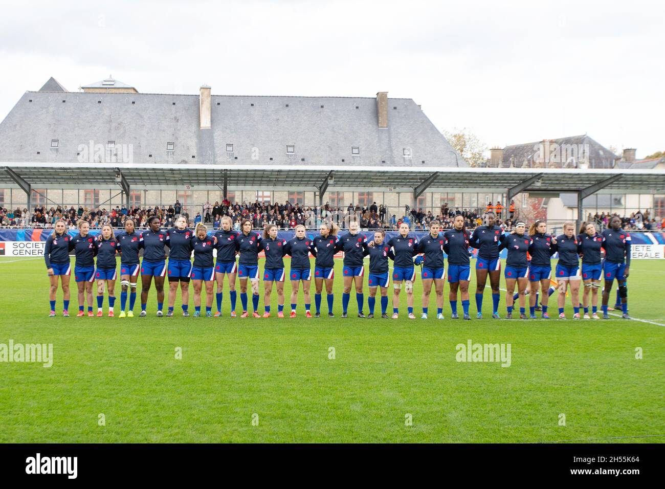 L'équipe de France lors du match de rugby féminin de l'automne international entre la France et l'Afrique du Sud le 6 novembre 2021 au stade de la Rabine à vannes, France - photo : Damien Kilani/DPPI/LiveMedia Banque D'Images