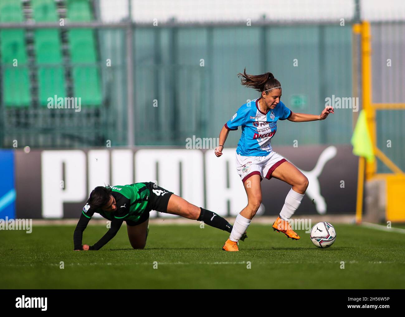 Sassuolo,Italie,novembre 7 2021 Fusini Martina (33 Pomigliano CF) en action pendant le jeu Serie A Femminile entre Sassuolo et Pomigliano au Stadio Enzo Ricci à Sassuolo, Italie Michele Finessi/SPP Banque D'Images