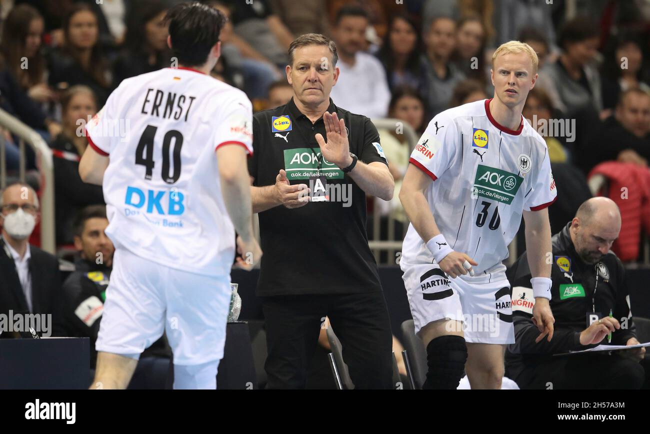 Firo: 07.11.2021 LV§nderspiel: Hommes: Équipe nationale handball, saison 2021/2022 Allemagne - Portugal coachAlfred Gislason Banque D'Images