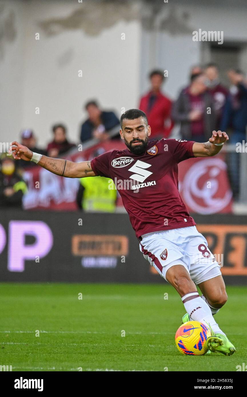 La Spezia, Italie.06e novembre 2021.Tomas Rincon (Torino) pendant Spezia Calcio vs Torino FC, football italien série A match à la Spezia, Italie, novembre 06 2021 crédit: Independent photo Agency/Alay Live News Banque D'Images