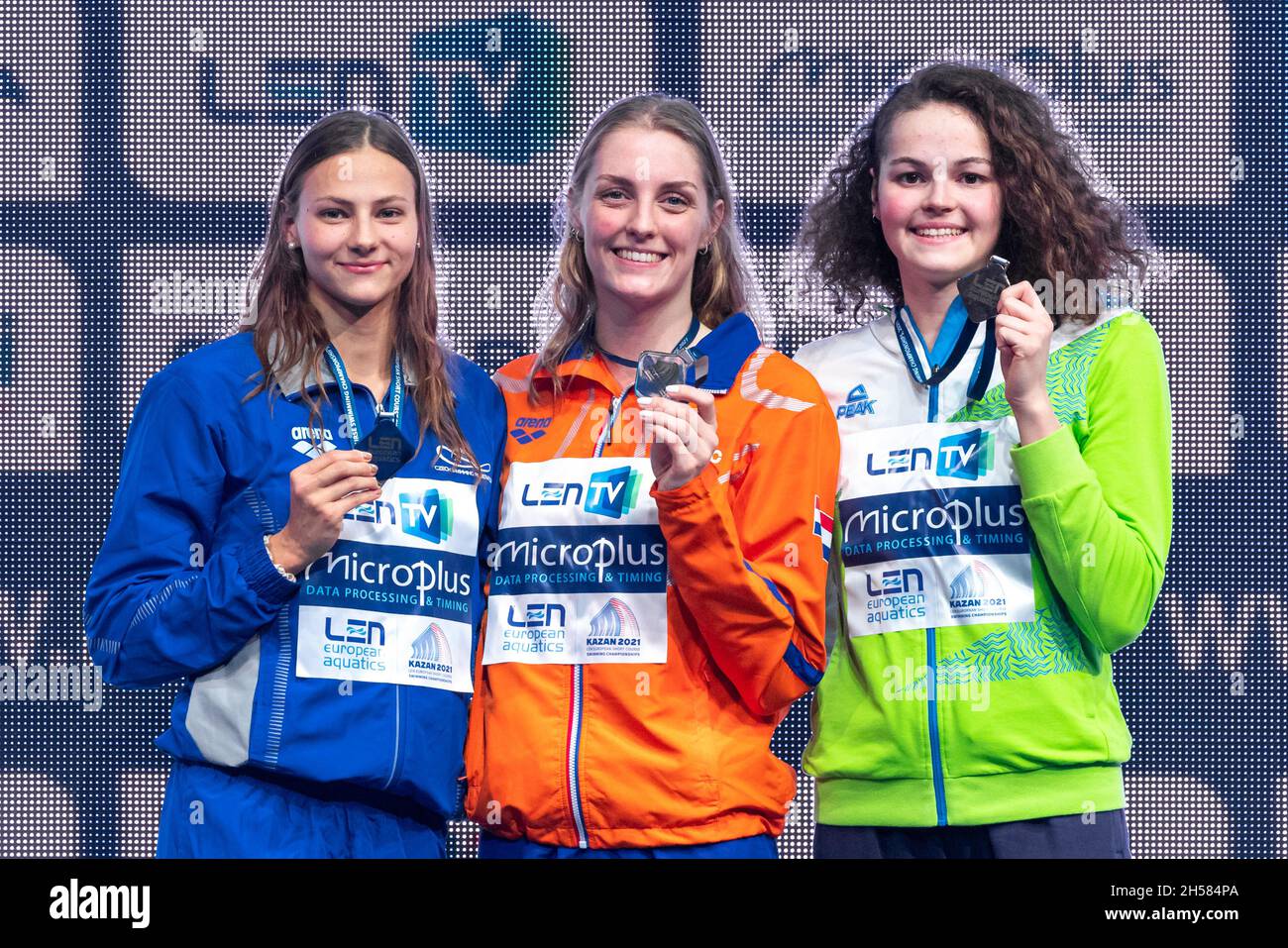 STEENBERGEN Marrit NED Médaille d'or, SEEMANOVA Barbora CZE Médaille d'argent, FAIN Katja SLO Médaille de bronze, 200 m Freestyle WomenKazan, Russie.07th nov. 2021.Aquatics Palace LEN European Short course natation Championships photo Giorgio Scala/Deepbluemedia/Insidefoto Credit: Insidefoto srl/Alay Live News Banque D'Images