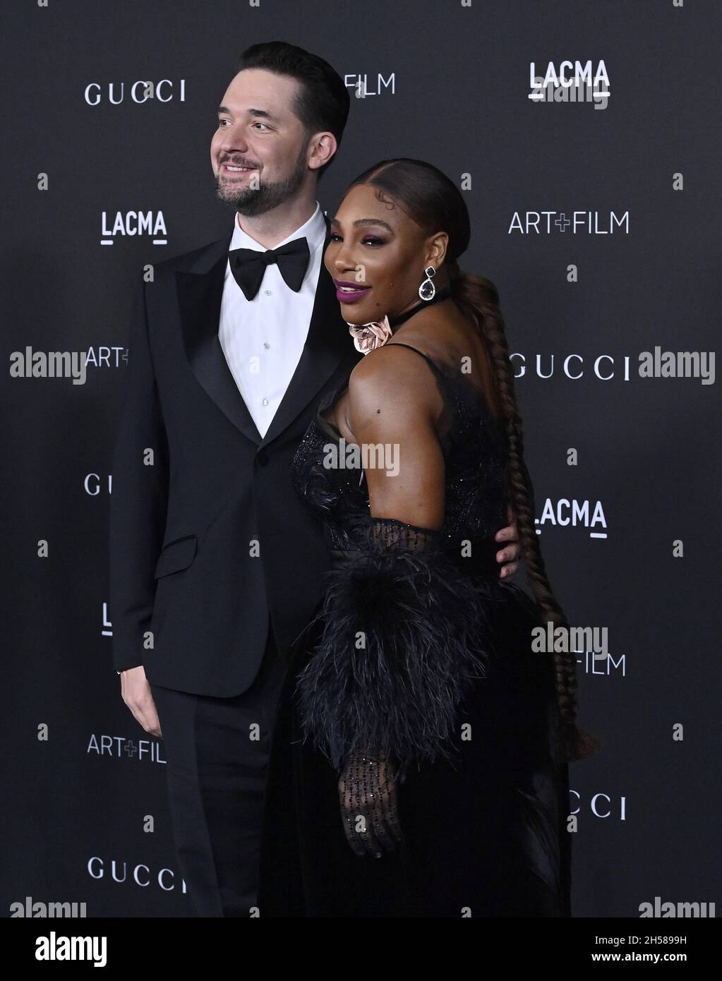 Los Angeles, États-Unis.6 novembre 2021.Serena Williams, légende du tennis, et son mari Alexis Ohanian assistent au 10e gala annuel de la LACMA au Los Angeles County Museum of Art de Los Angeles le samedi 6 novembre 2021.L'acteur Michael B. Jordan et Williams se sont récemment associés pour offrir aux entrepreneurs de HBCU une opportunité inentendue : la chance de gagner jusqu'à un million de dollars en espèces.Photo de Jim Ruymen/UPI crédit: UPI/Alay Live News Banque D'Images