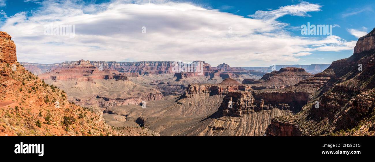 Vue panoramique sur le Grand Canyon depuis South Kaibab Trail, Arizona, États-Unis Banque D'Images