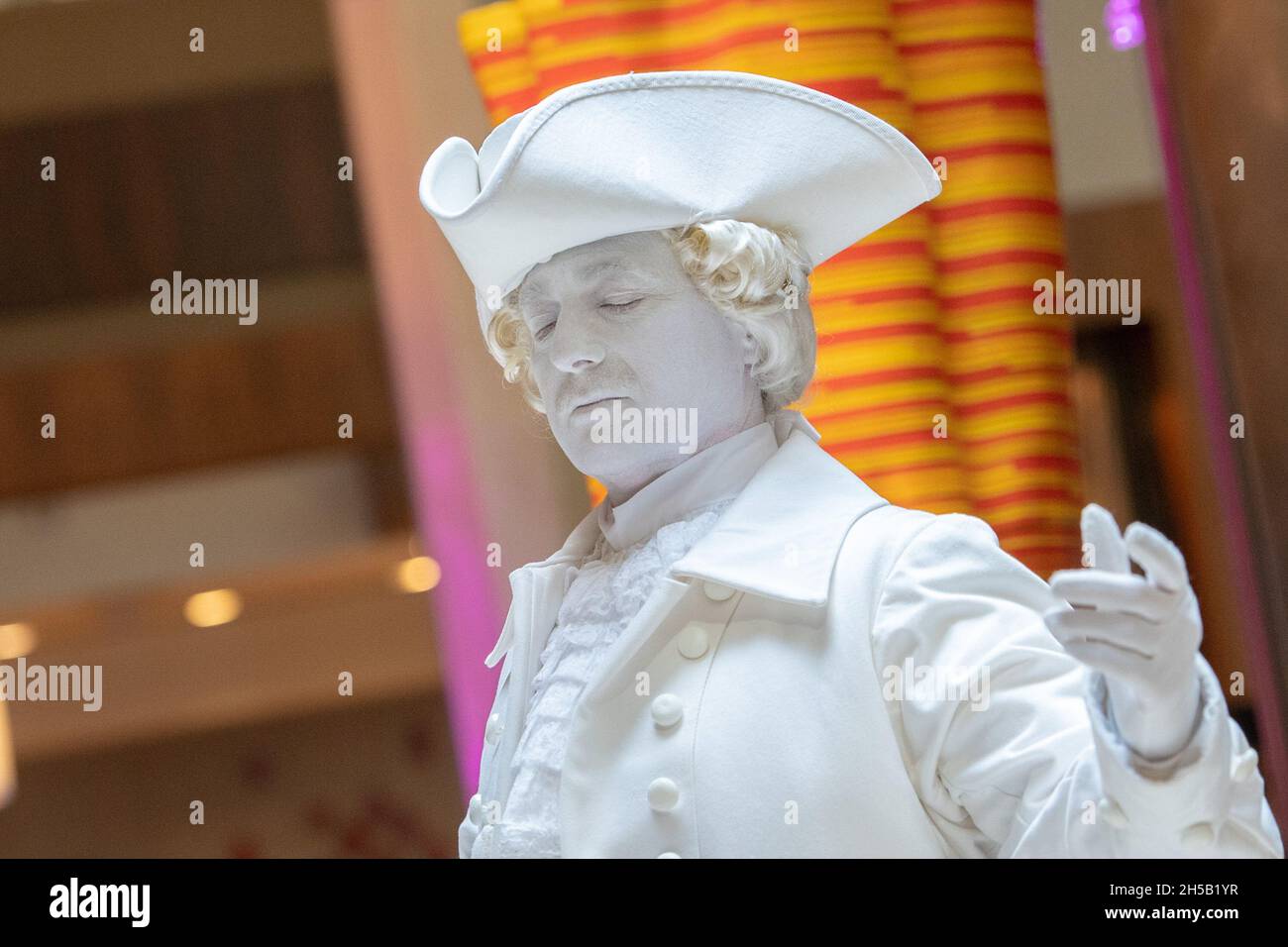 George Washington avec un chapeau triangulaire ou tricorne Photo Stock -  Alamy