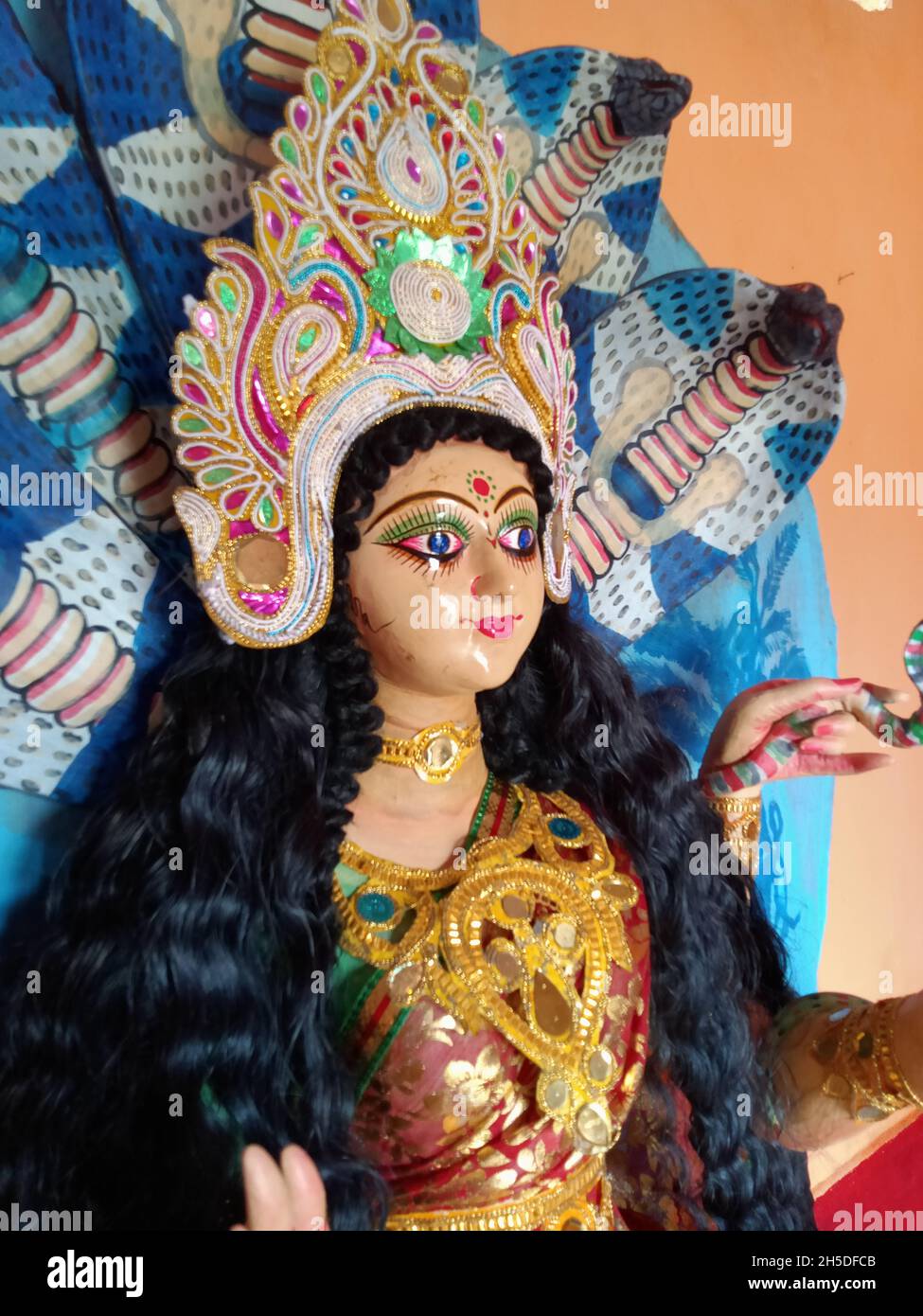 Sculpture de la déesse Durga, également connue sous le nom de Shakti ou Devi, la mère protectrice de l'univers Banque D'Images