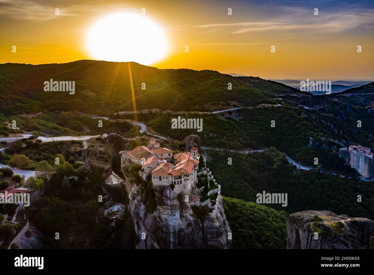 Meteora Klöster aus der Luft | monastères Meteora d'en haut Banque D'Images