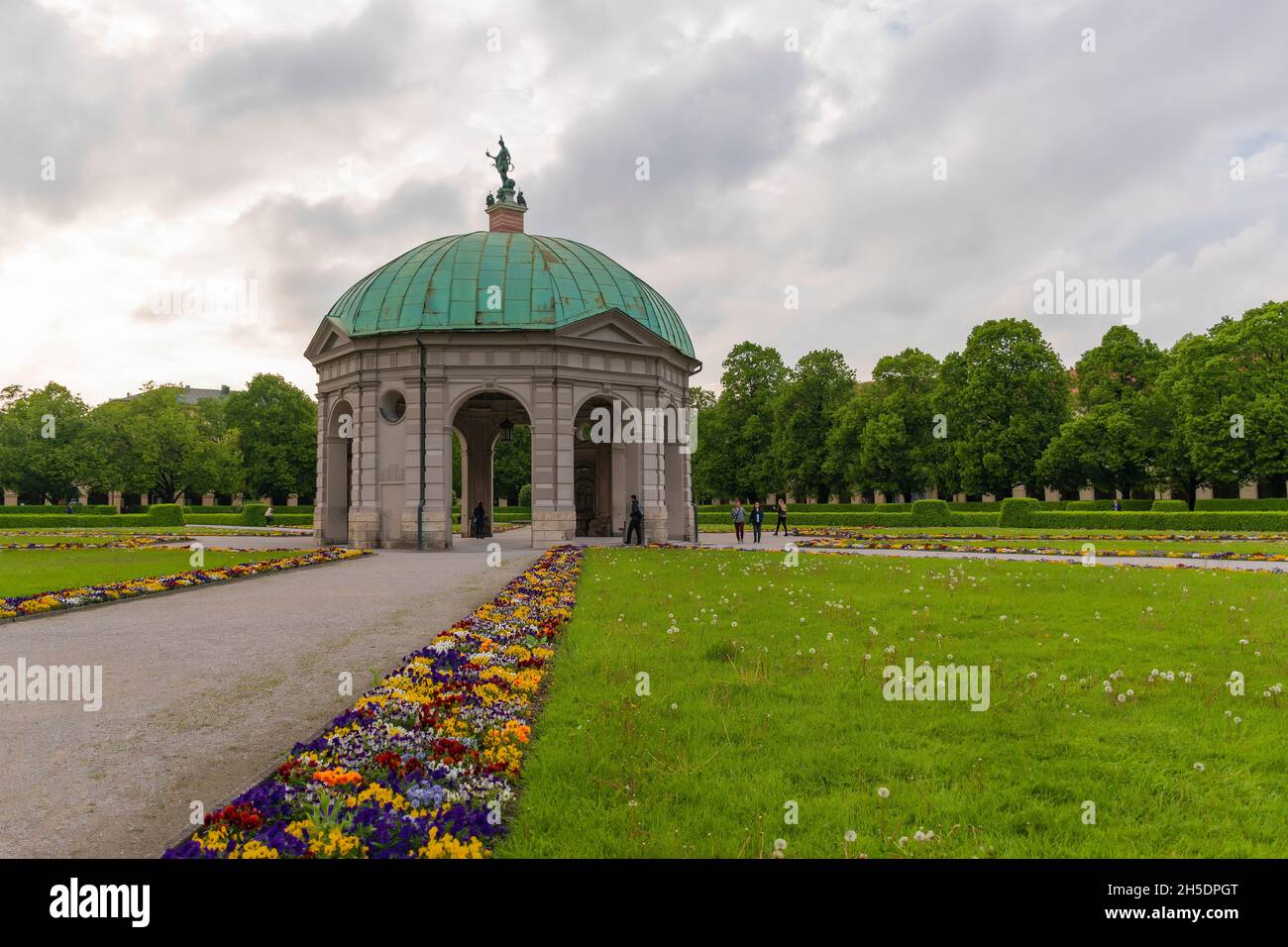 Diana Temple (Dianatempel) rotonda dans le jardin anglais près de Munich Residence Palace Banque D'Images