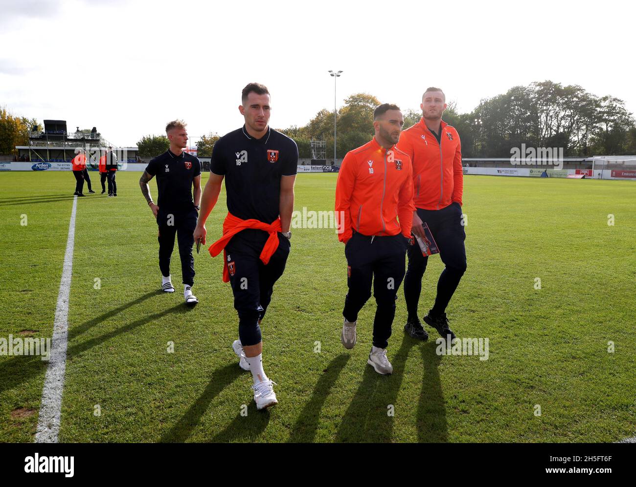 Liam O'Brien, gardien de but de Stratford Town (à droite), Wrill Grocott, Jack Turner et Wrill Dawes avant le premier match de la coupe Emirates FA au stade DCS, à Stratford.Date de la photo: Dimanche 7 novembre 2021. Banque D'Images