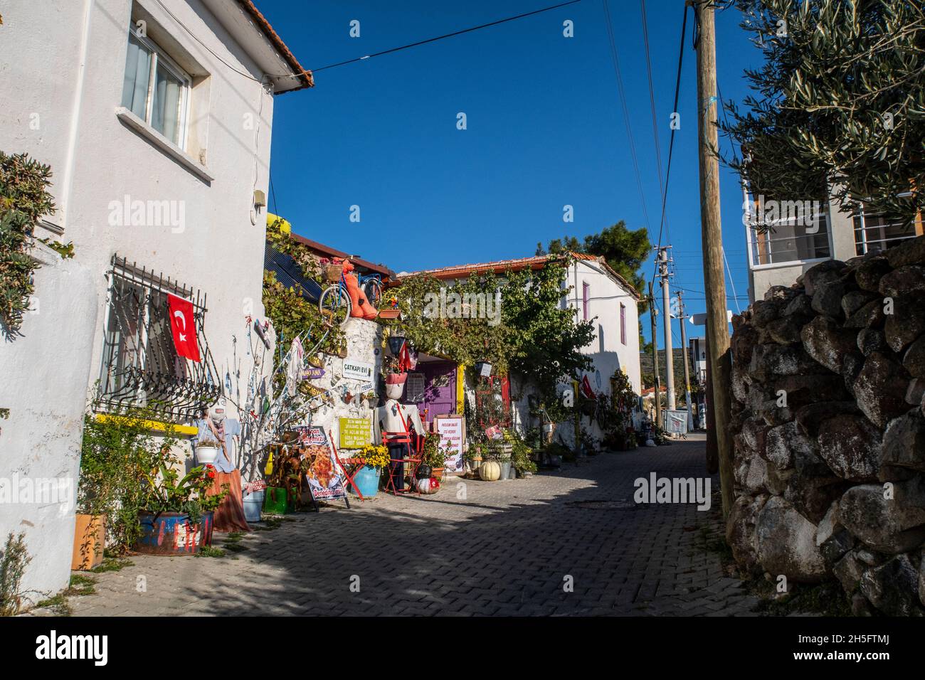 hobbit house banque d image et photos alamy