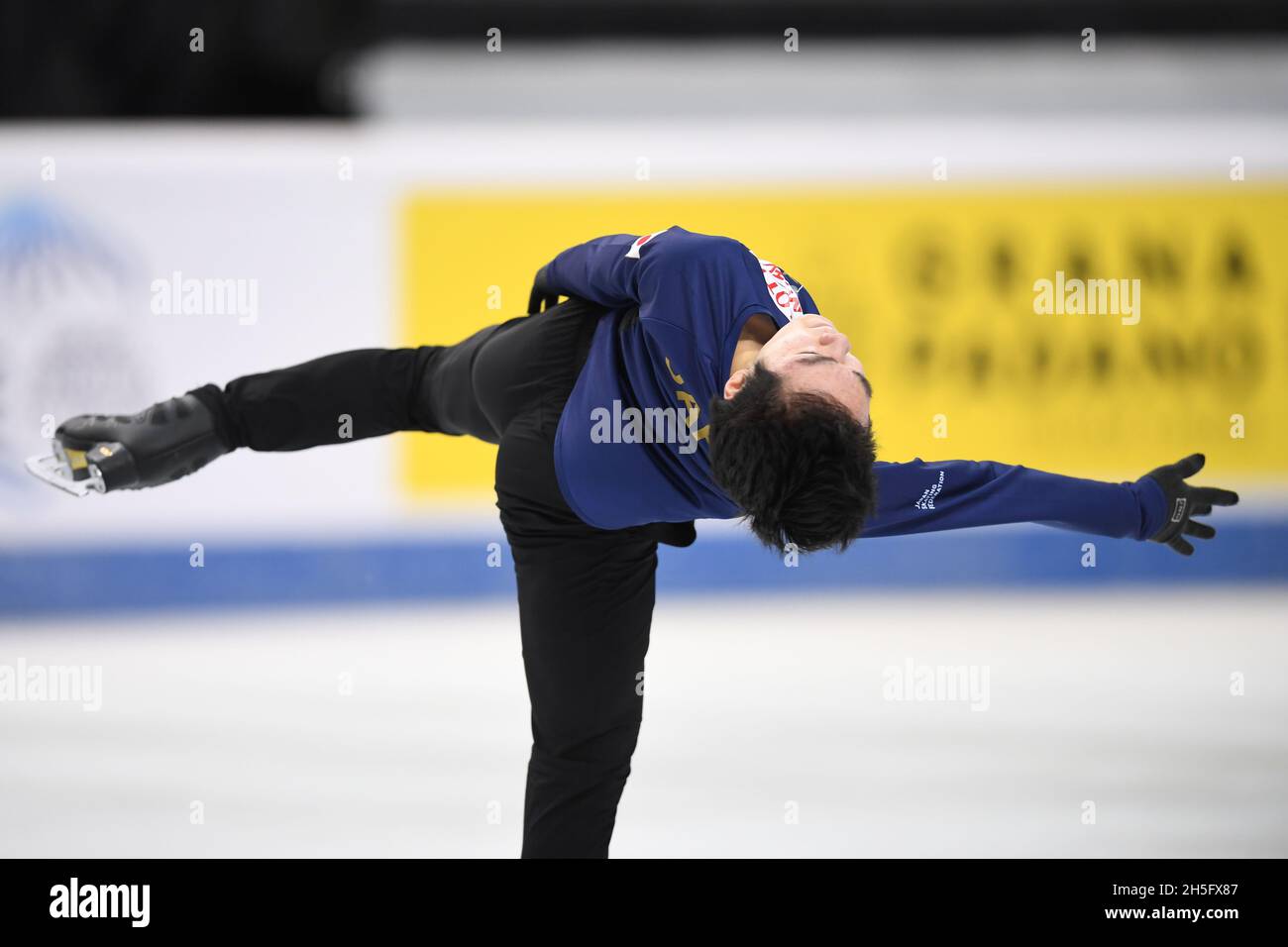 Yuma KAGIYAMA, JPN, pendant la pratique, au Grand Prix de patinage artistique de l'UIP - Gran Premio d'Italia, à Palavela, le 4 novembre 2021 à Turin, Italie.Credit: Raniero Corbelletti/AFLO/Alay Live News Banque D'Images