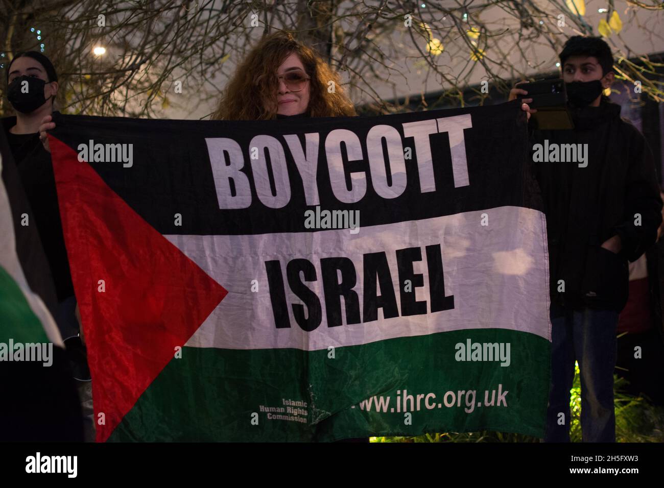 2021-11-09, Londres, Royaume-Uni.Étudiants internationaux pour la Palestine en rejetant la visite du raciste et Nakba Denier anti-palestiniens, Tzipi Hotovely est un diplomate israélien et un ancien homme politique qui est l'actuel ambassadeur d'Israël au Royaume-Uni.Les étudiants internationaux sont malheureux LSE utilisé les frais d'étudiant pour financer Nakba Denier, Tzipi Hotovely visting LSE. Banque D'Images