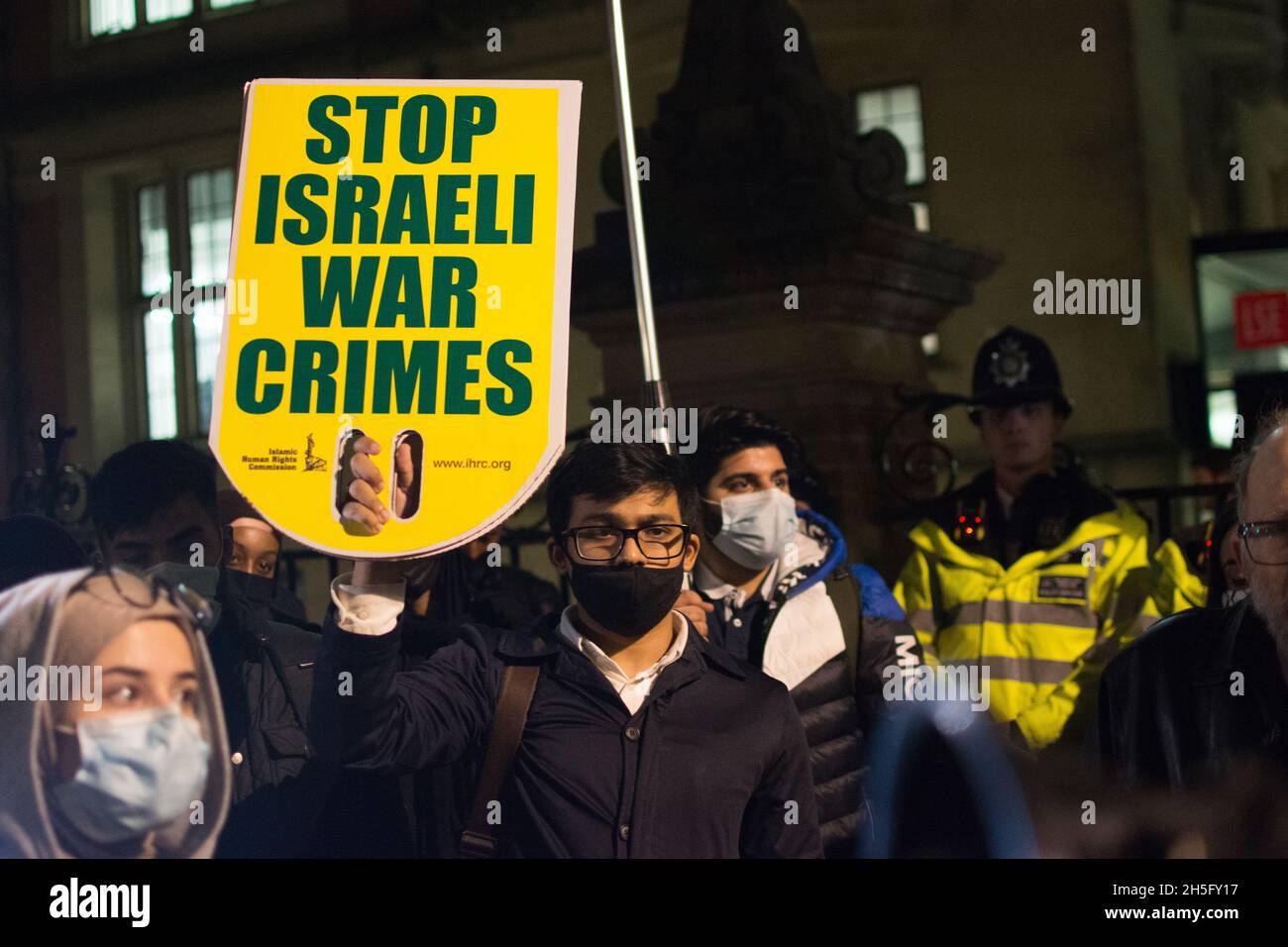 2021-11-09, Londres, Royaume-Uni.Étudiants internationaux pour la Palestine en rejetant la visite du raciste et Nakba Denier anti-palestiniens, Tzipi Hotovely est un diplomate israélien et un ancien homme politique qui est l'actuel ambassadeur d'Israël au Royaume-Uni.Les étudiants internationaux sont malheureux LSE utilisé les frais d'étudiant pour financer Nakba Denier, Tzipi Hotovely visting LSE. Banque D'Images