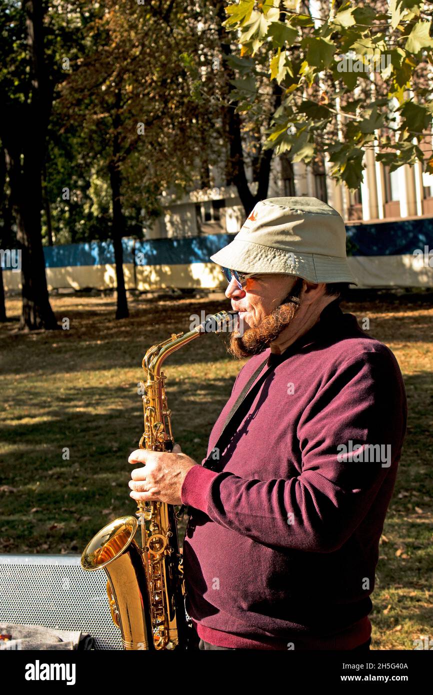 Joueur De Saxophone Homme Jouant De La Musique PNG , Allcompu2016, Joueur,  La Musique PNG et vecteur pour téléchargement gratuit
