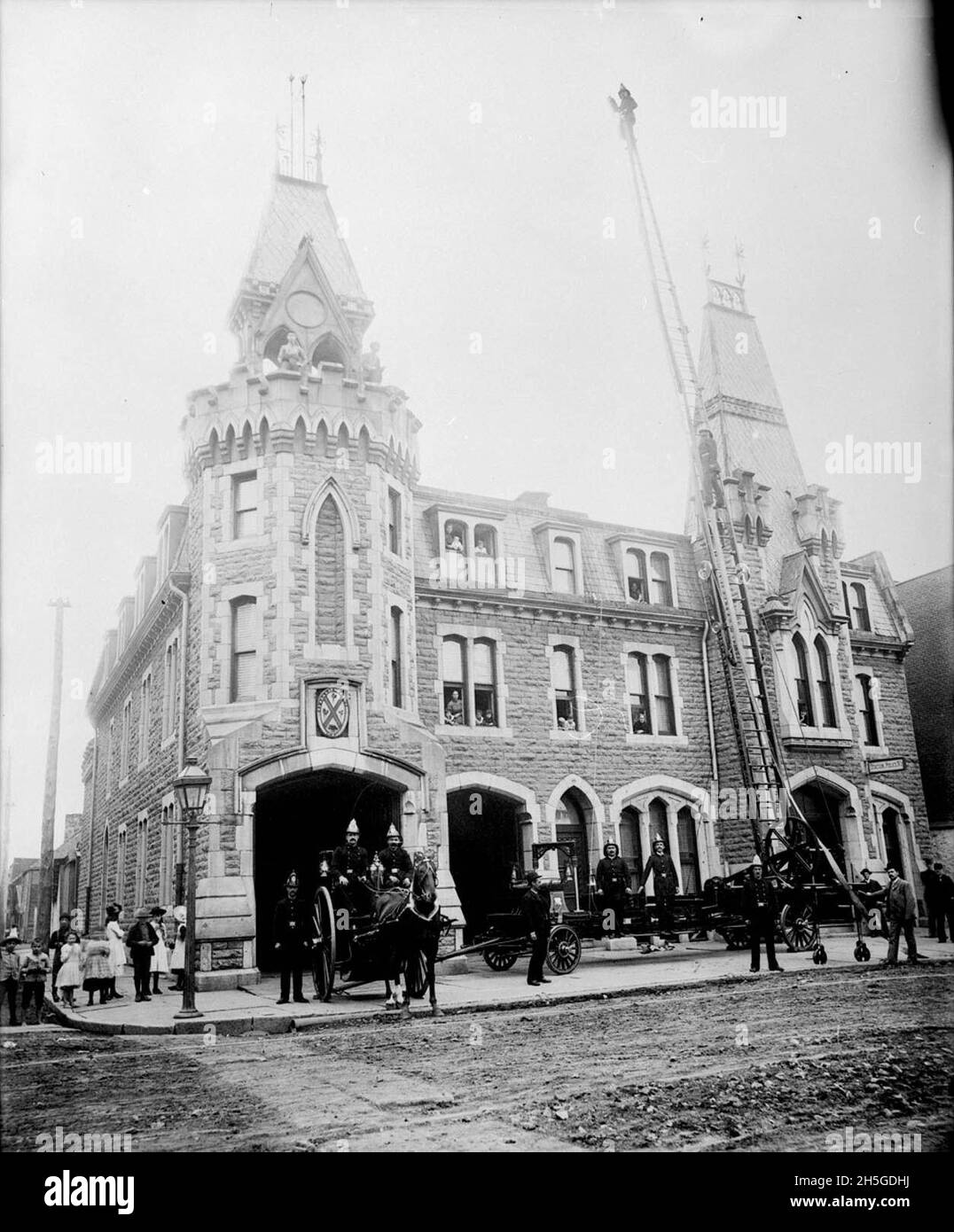 Incendie Quebec 1866 Incendie vieux quebec Banque d'images noir et blanc - Alamy