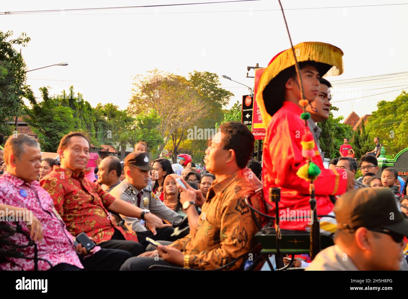 Journée de carnaval de Batik solo organisée à Jalan Slamet Riyadi, Solo, Central Java, Indonésie. Banque D'Images