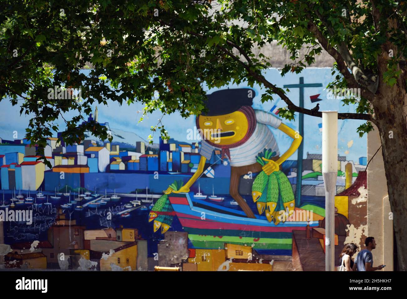 Graffito pêcheurs et Vieux Port, rue du petit puits, Vieille ville, quartier du Panier, le Panier, Marseille,France Banque D'Images