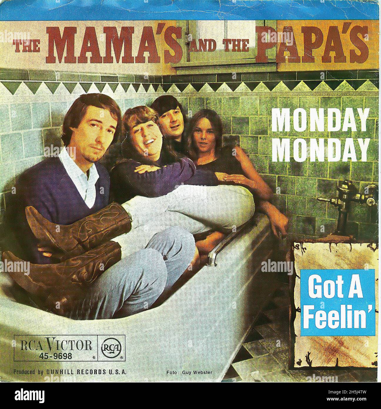 Couverture du disque unique vintage - Mamas, The & The Papas - lundi - J -  1966 Photo Stock - Alamy