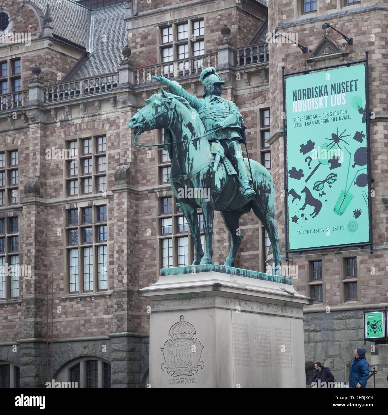 Stockholm, Suède - 04.15.2017 : statue du roi Charles X Gustaf devant le musée nordique Banque D'Images