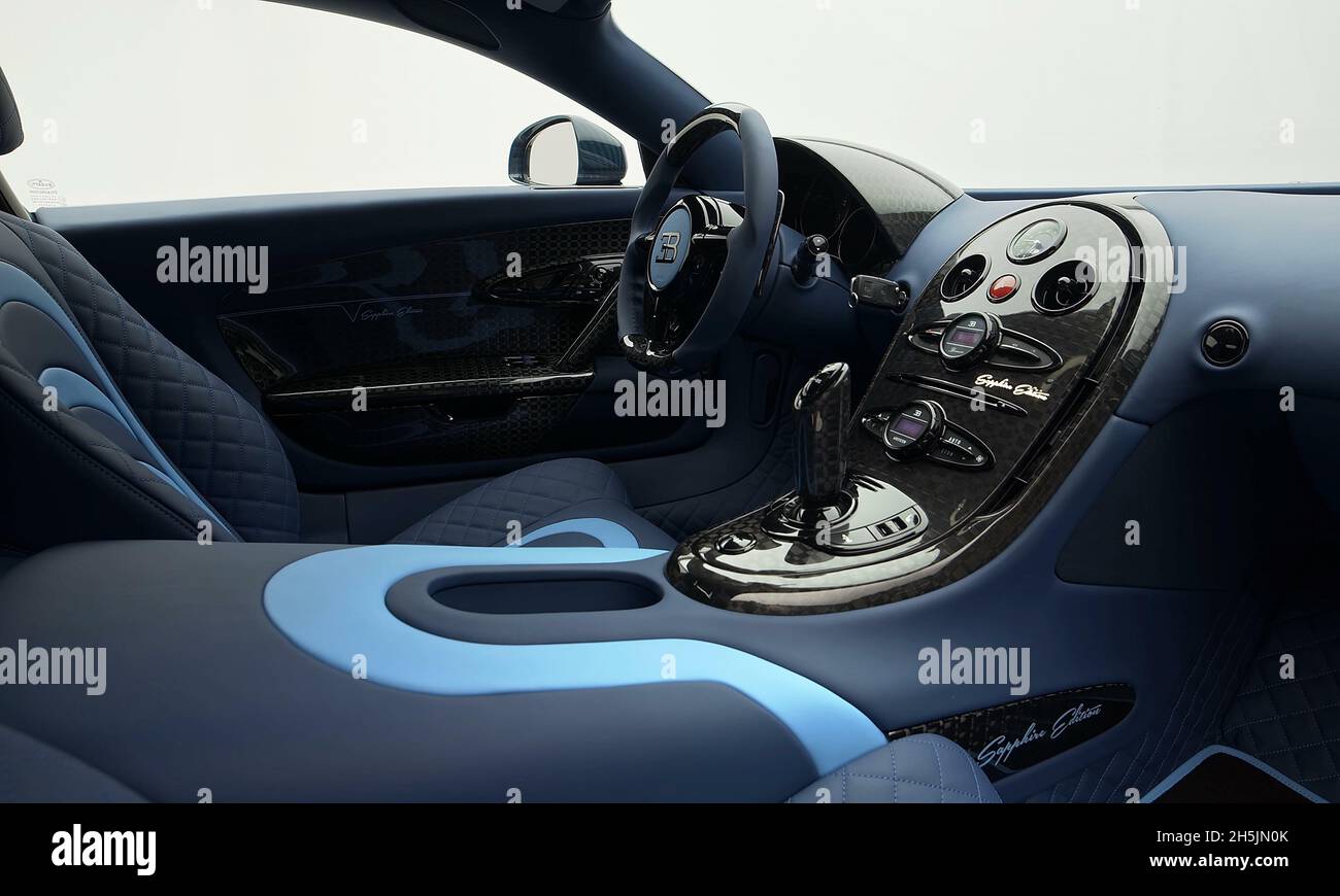 MUNICH, ALLEMAGNE - 13 octobre 2021 : l'intérieur d'un Bugatti Veyron Banque D'Images