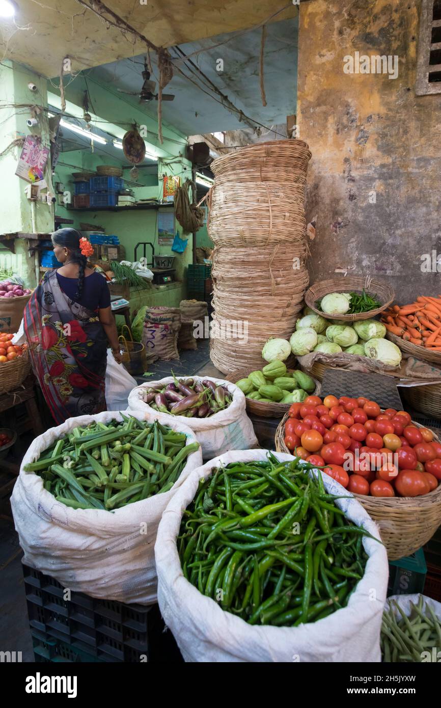 Goubert Market, stand de légumes à Puducherry, Inde; Puducherry, Tamil Nadu, Inde Banque D'Images