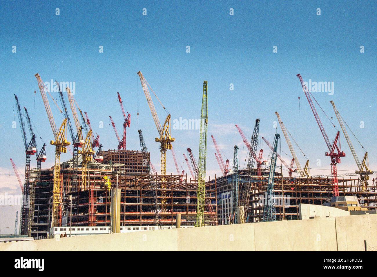 La construction des Docklands de Londres en 1990 Banque D'Images