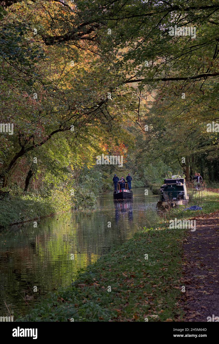 baignoire sur le canal de kennett et avon Banque D'Images
