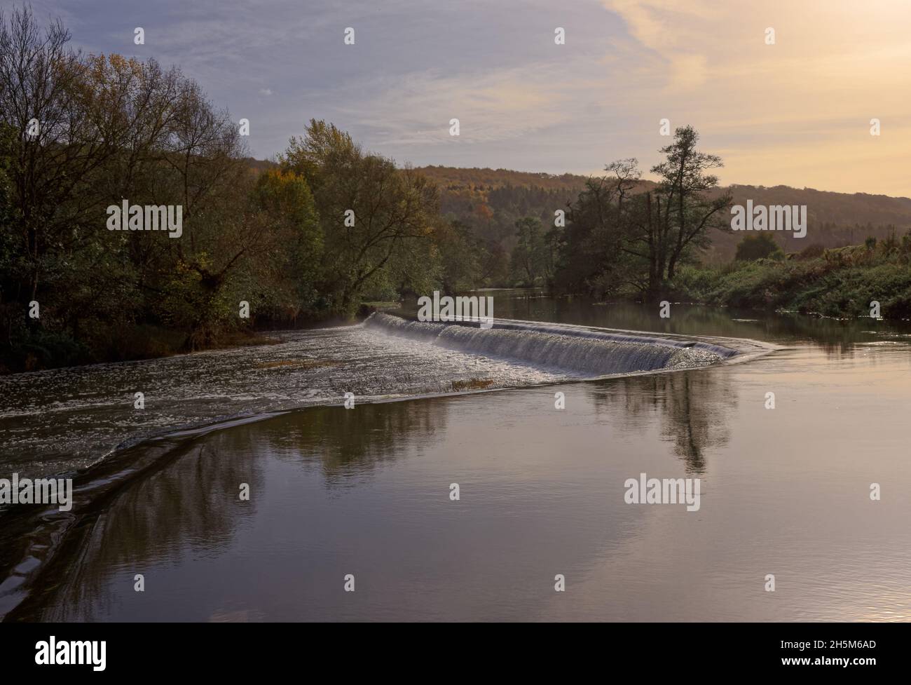 baignoire sur le canal de kennett et avon Banque D'Images