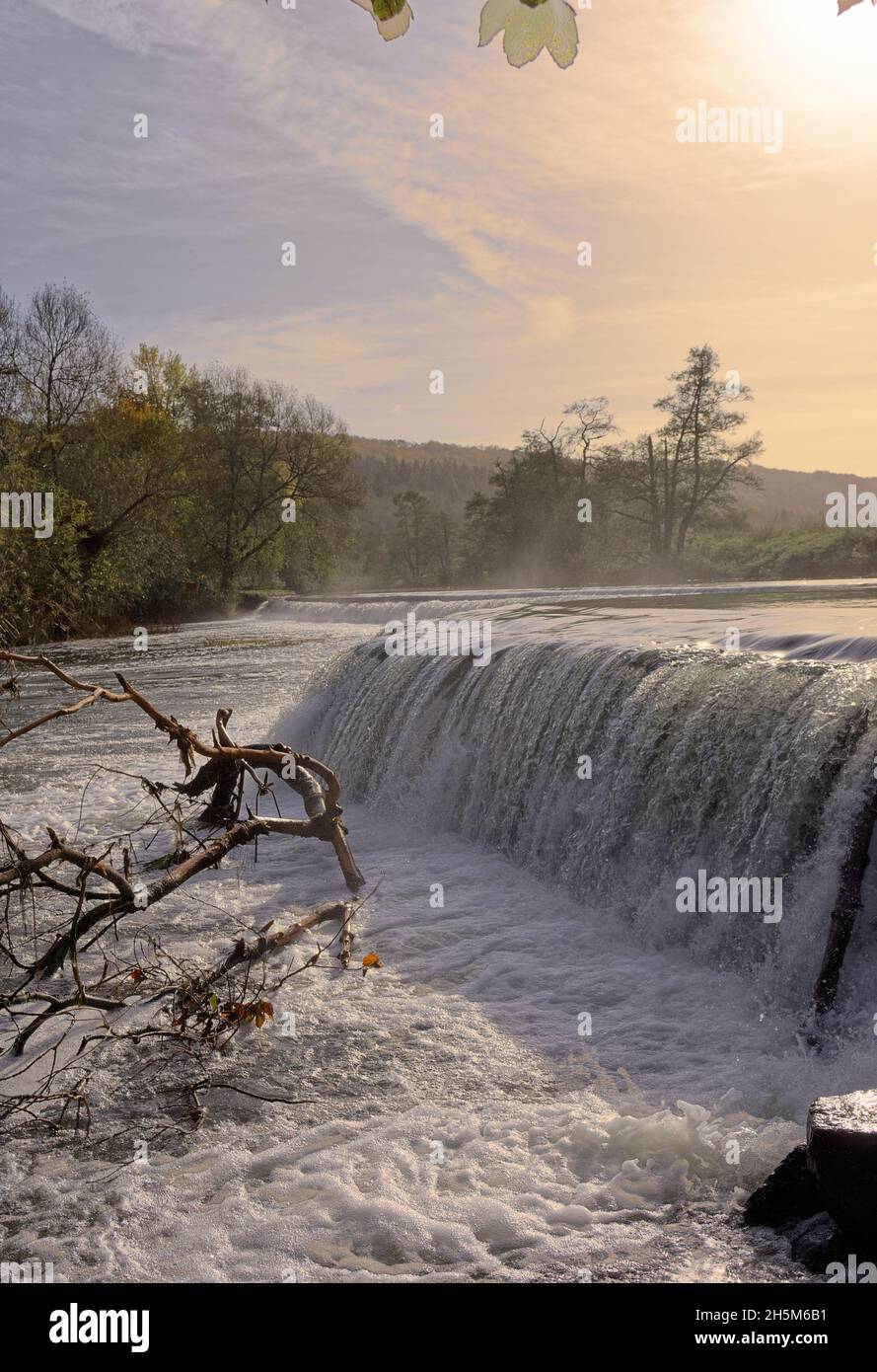 baignoire sur le canal de kennett et avon Banque D'Images