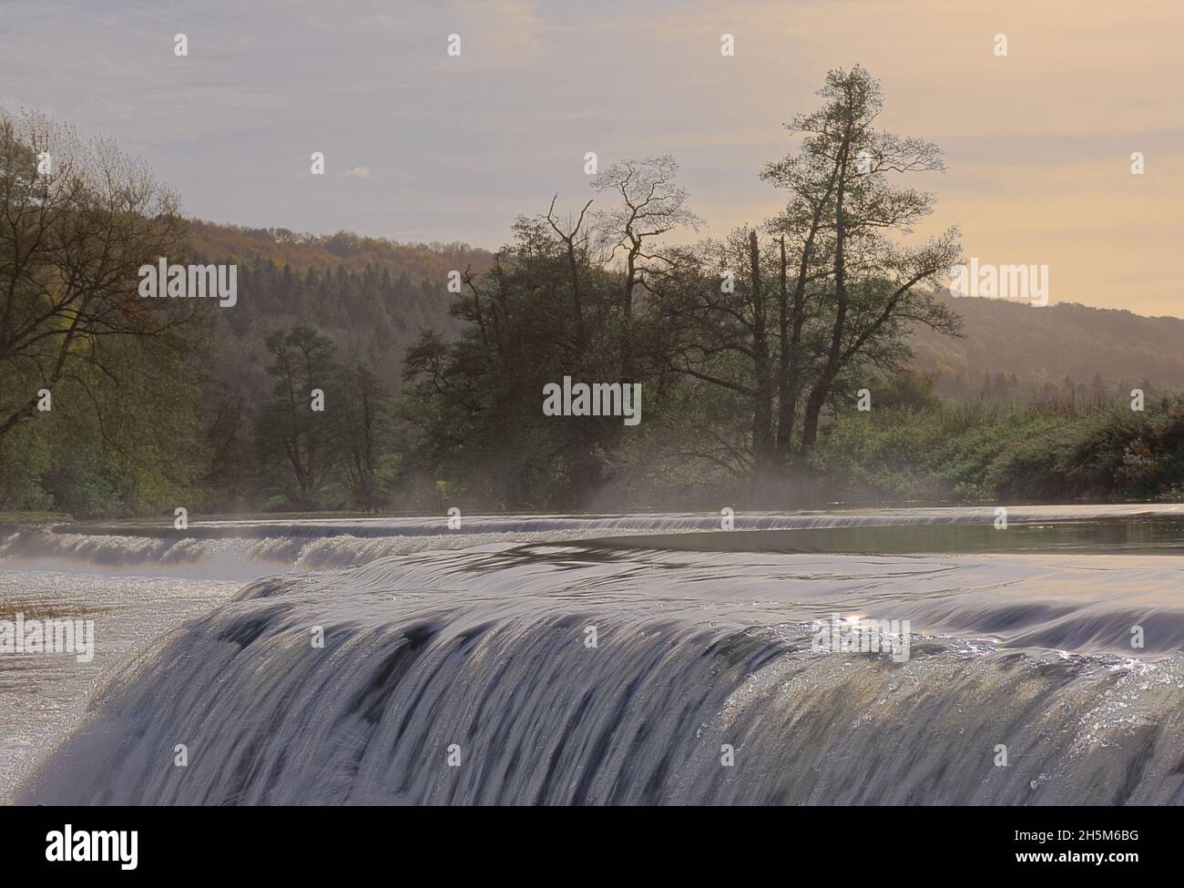 baignoire sur le canal de kennett et avon Banque D'Images