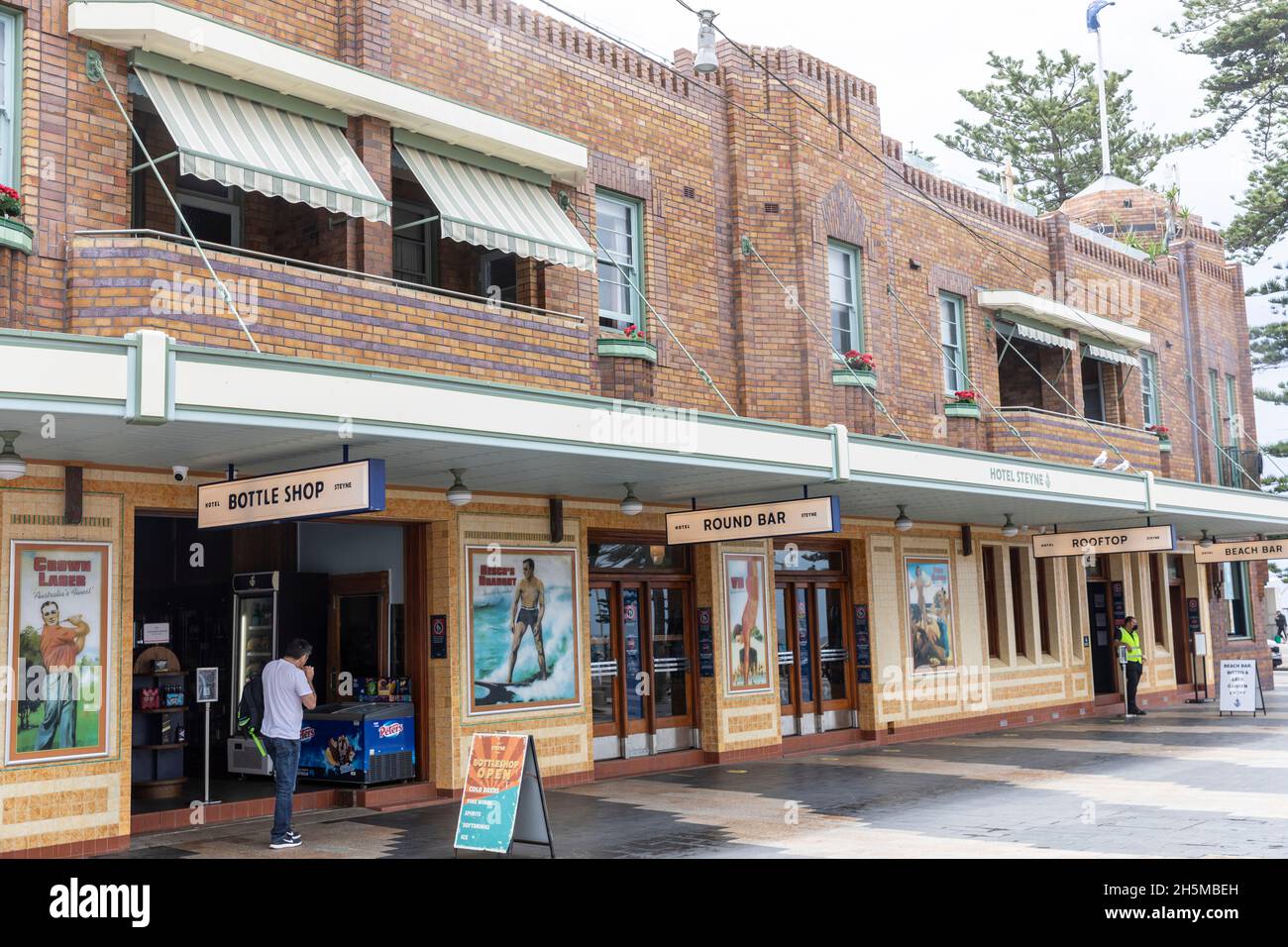 Pub et bar-restaurant de Sydney à Manly Beach, l'hôtel Steyne sur le cross, Sydney, Australie Banque D'Images