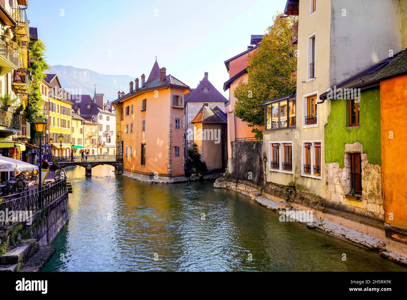 Vue sur le Palais de l'Isle (Palais d'Isle) dans la vieille ville d'Annecy.Le département de la haute-Savoie en Auvergne-Rhône-Alpes.Le Cast Banque D'Images