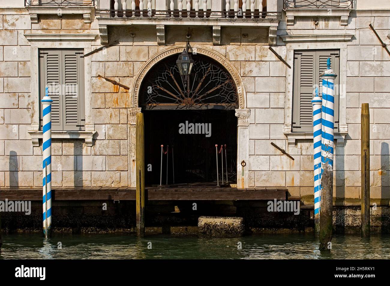 Palazzo Bernardo Nani.Venise.Vénétie.Italie. Banque D'Images