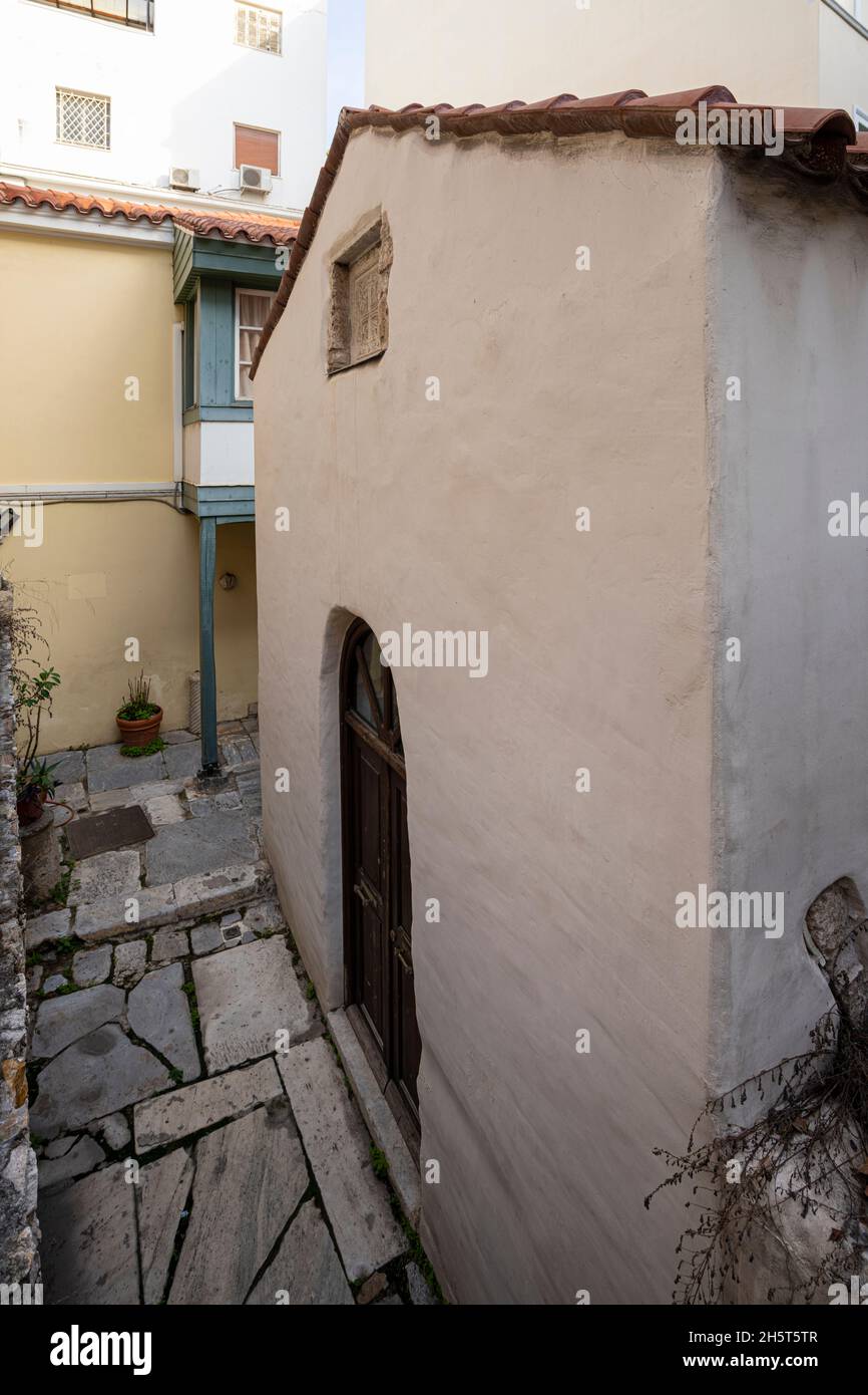 Athènes, Grèce.Novembre 2021. La vue extérieure de la petite église Anya Irini dans le centre-ville Banque D'Images